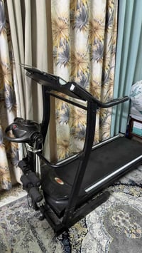 سلام وعليكم جهاز جري 150 +جهاز مساج للبيع عنواني بغداد البنوك للاستفسا...