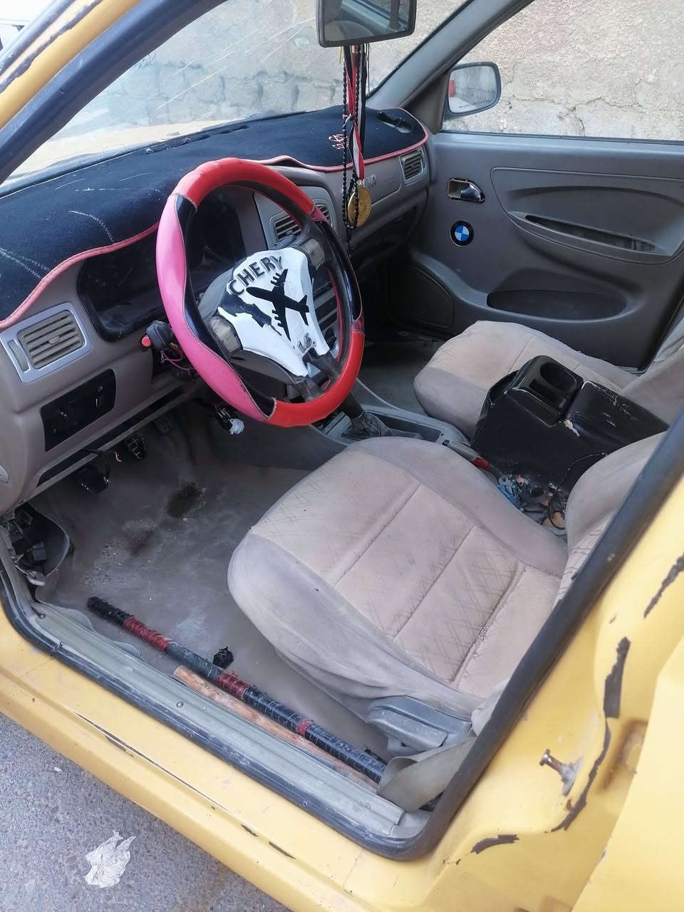 السلام عليكم
شيري كوين للبيع موديل2011 محرك گولف سياره هاي كبالك نضيفه بيه وكاله عامه السعر 15 وبيه مجال مكان فلوجه حي الوحد خلف احمد ياسين التواصل عله رقم ***********
***********
