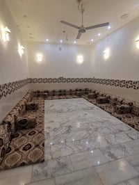 ديوان للبيع السعر 200 التواصل على الرقم ٠٧٧١٤٢٩٠١٠٩