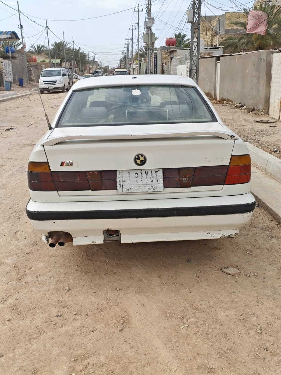 السلام عليكم.
520 مديل 1991كير عادي بيها مكينه 25 مسكر عدل ايرفلو ستوني مشتري حاويه بيه تخم تاير نضيف  تبريد ثلج سنتر لك شغال كامل  السياره جاهزه بسمي مكانه ديوانيه السعر 38
***********

