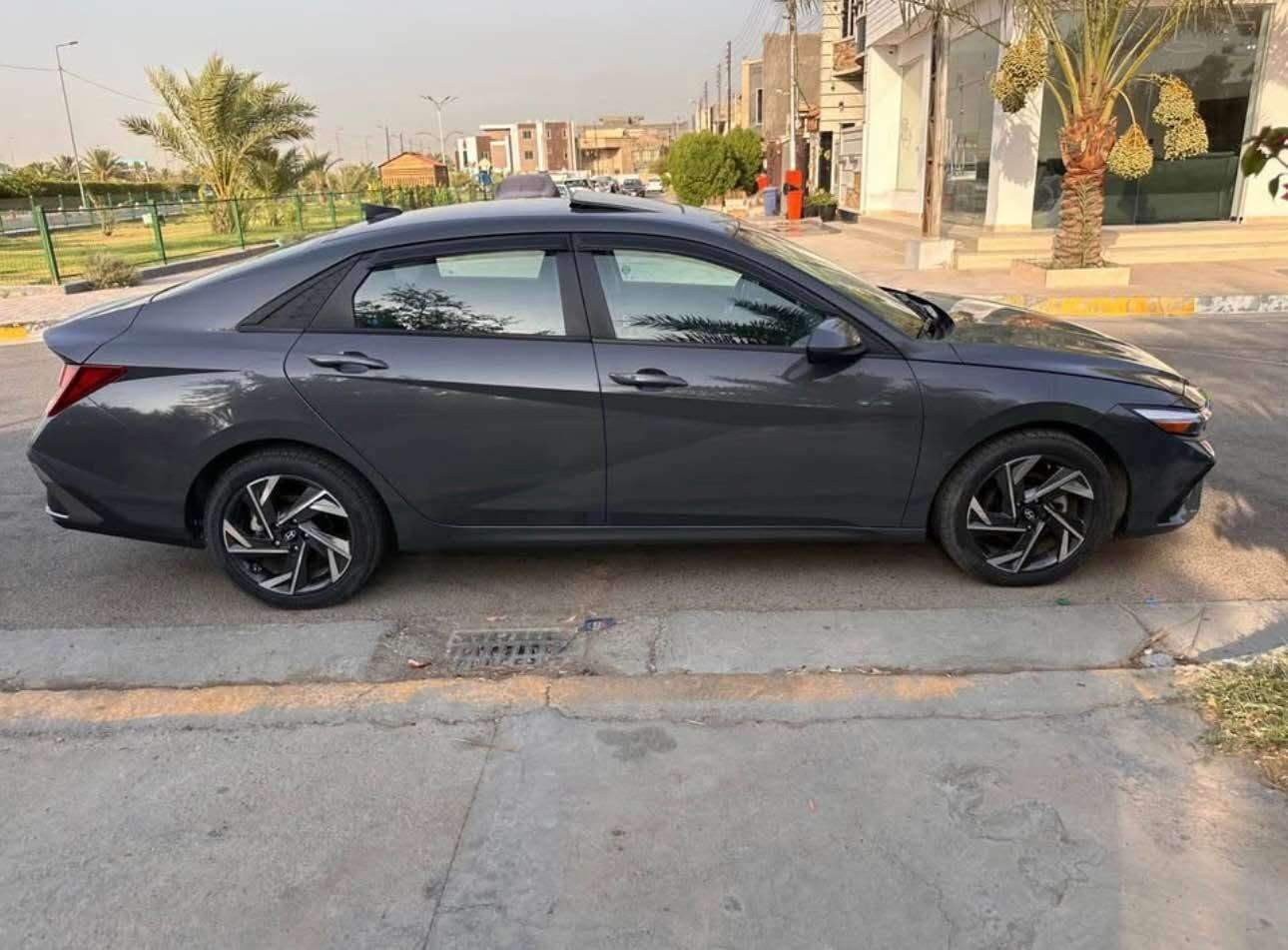 هونداي النترا SEL 2024 مرقم بغداد سنوية باسمي
بجم كبس بدون ايرباك ليبل واحد ،فقط حادث جاملغ خلفي صور الحادث بالمنشور
ماشيه 15,000 ميل
شاشه متصله
كيجات دجتل 
اناره داخليه بالدشبول
بصمه تشغيل + تشغيل عن بعد + بصمه ابواب
فتحه سلايد ,لدات امامي,زنون بلادي
رادارت امامي وخلفي وجانبي,حساس خلفي 
تحديد مسار ,انظمه قياده .
ويل 17 كروم
مكينه 2.0 دوش 
دخول ذكي وترحيب ,وجنطه ذكيه تفتح عند الاقتراب
وبعد بيها مواصفات مكان السيارة بغداد 
السعر  173 بيها مجال
للاستفسار الاتصال 
*********** بغداد, العراق
