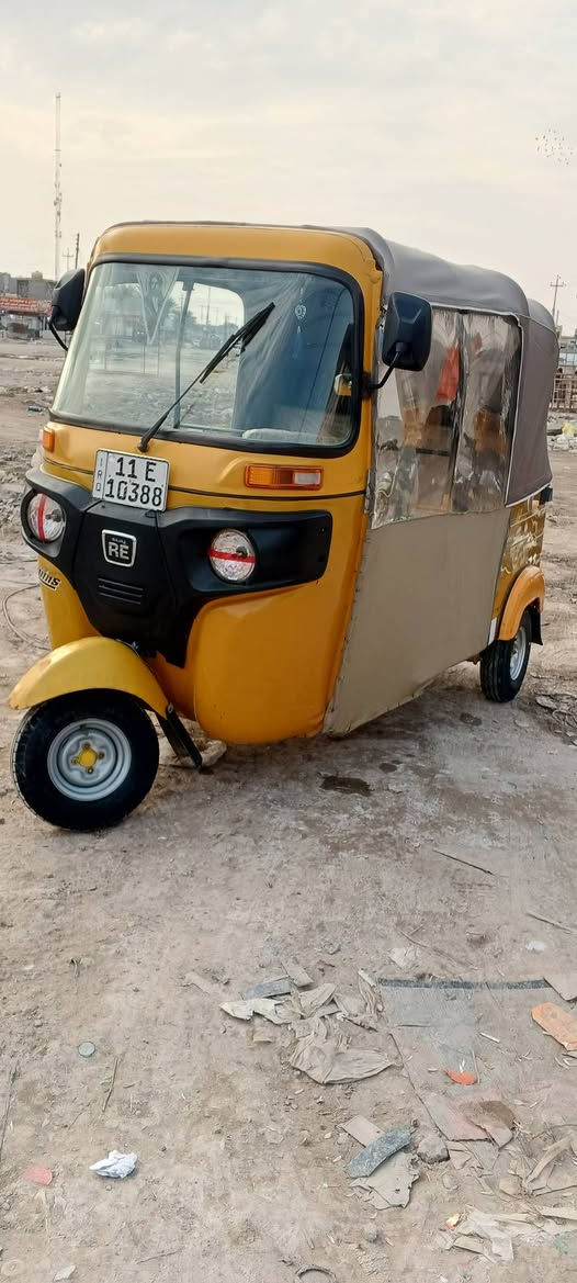 سلام عليكم تيك تيك موديل 2020 شهر ا 6 ماكينه خير من الله  اكسين نظيف كهربائيات كلها شغاله تيك تيك خير من الله جاهزه للشغل رقم انجليزي  سعر 6500 وبيها مجال
مكاني بغداد مقابيل بوب الشام شارع الجزيره رقم الهاتف ***********
