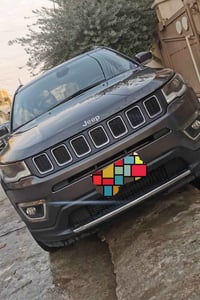 كومباس • ٢٠١٨ • ٦٨٩٠٠ ميل],