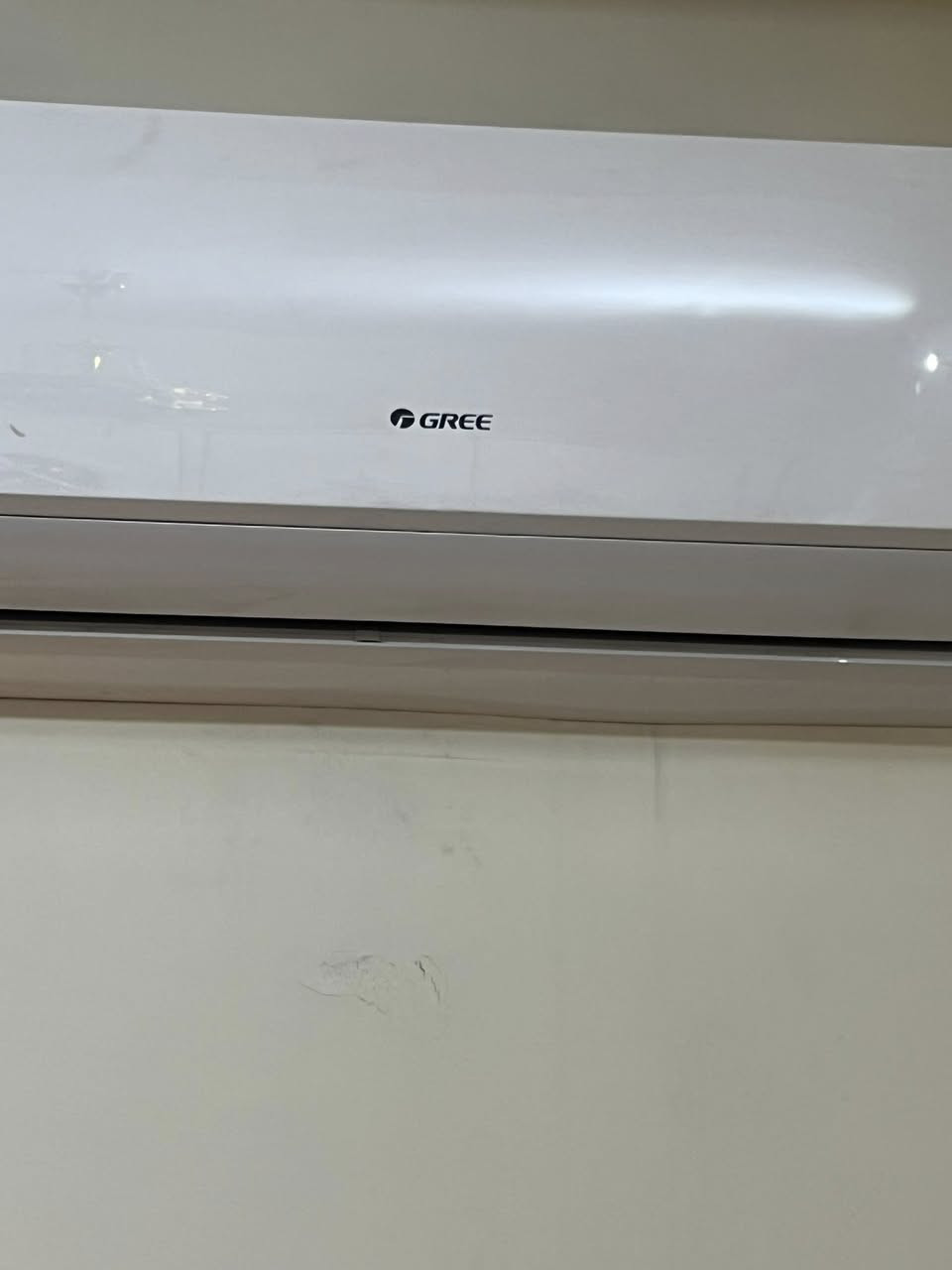 سبالت اقتصادي مداخل تصليح تشتغل على المولد عدد ٢ ومكيفات عدد٢ شغالت اي خلل مابيهم مكانة بغداد للتواصل اتصال على الرقم***********
