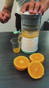 عصارة محمولة • شحن USB • توصيل مجاني