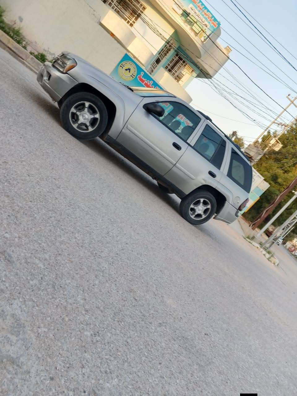 سلام عليكم بلايزر في البصرة  موديل 2008 سعر 80ورقه رقم***********
