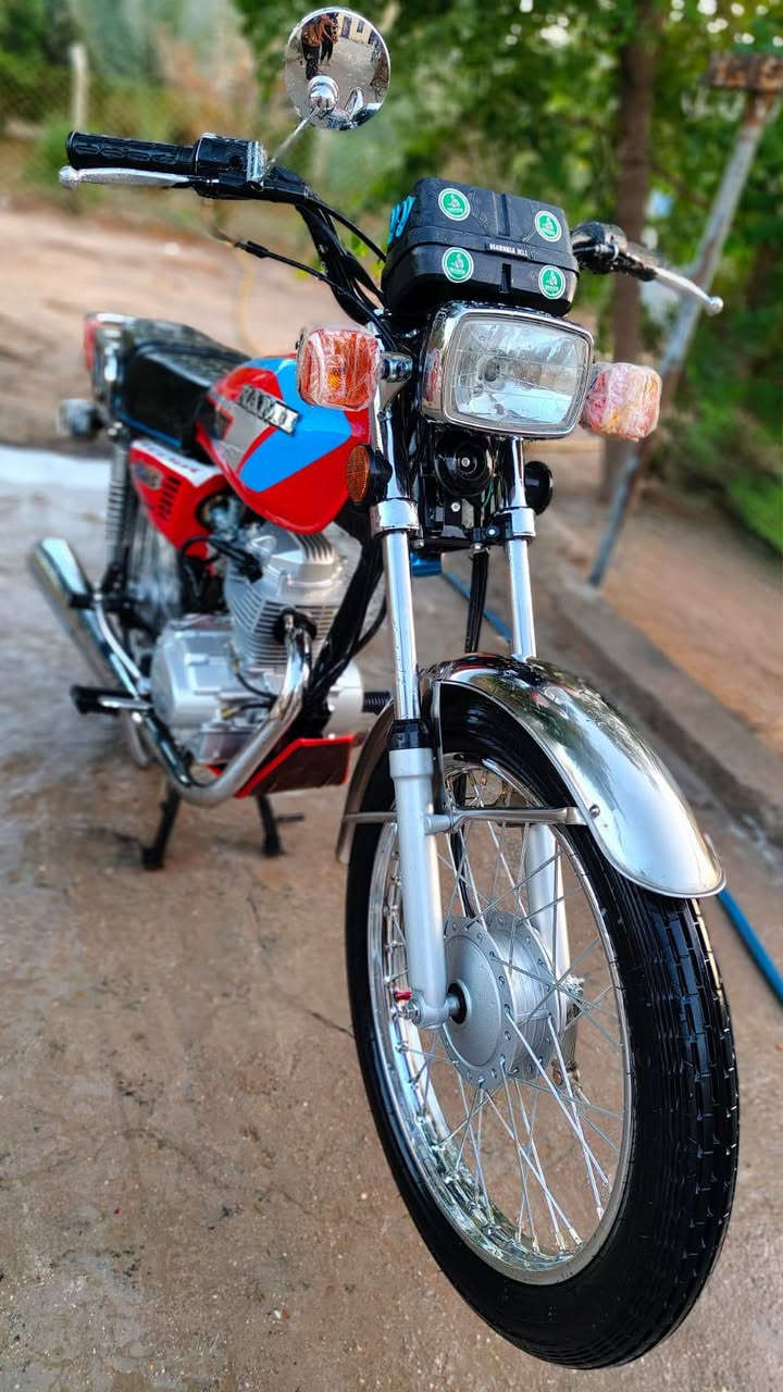 سلام عليكم دراجه نامه اربعه كير متياز دراجه حلوه ونضيفه كلش علا يد وحده موديل 2026 
وراق كامله سعر 650 وبيه مجال قليل 
مكان طريق كربلاء نجف عامود 685
رقم الهاتف *********** مكفوله من كلشي
