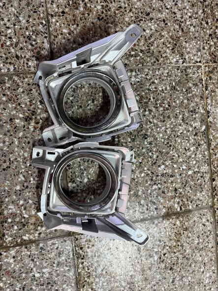 سلام عليكم دعاميات عدد 2اصليات من موديل 12الى 15
شباك
نيكلات بوب 
قواعد بلاجكتور
مكان بغداد الغزاليه 
***********
