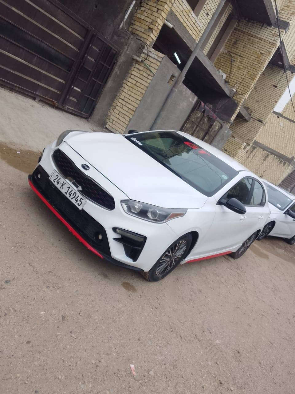 كيا فورتي للبيع ماشيه 75 ميل موديل 21 جيتي لاين فول مواصفات ما عدا الفتحه رقم دهوك تحويل ثاني السياره جديده احلا من الصور بيه ضرر جاملغ وبنيد من امريكا السعر 128 مكاني بغداد ابي غريب رقم الهاتف ***********
