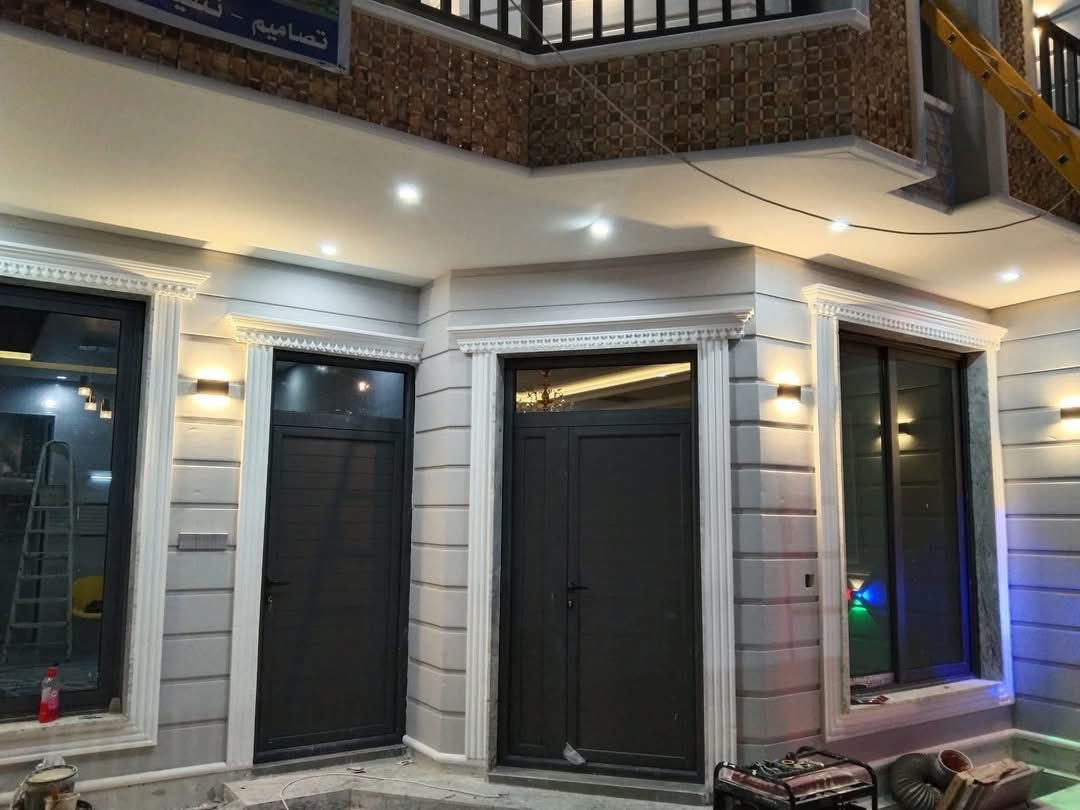 🏡 دار للبيع – موقع مميز 🔥

📍 المساحة: 157 متر  
📍 الموقع: خلف المحكمة، فرع مقابل مدرسة صلاح الدين  

✨ مواصفات البيت:
🔹 طابقين  
🔹 الطابق الثاني خشب مو كاشي  
🔹 دكت مركزي  
🔹 مطبخ حار وبارد  
🔹 منظومة طاقة شمسية 25 أمبير منصبة من شهرين فقط ☀️  
🔹 الطابق الثاني بيه غرفتين نوم + هول + صحيات  
🔹 البيت فول المواصفات والفول 💯  

💰 السعر: 150 مليون وبيه مجال قليل  

📞 للاستفسار:
***********
