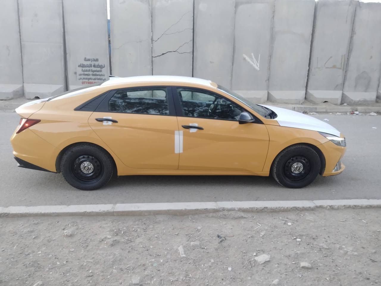 السلام عليكم النترا مديل 22 السعر 128 وبيها مجال بنيد وجاملغ مبدل بيها  *********** بي واتساب العنوان العبيدي حي الرئاسه 
محرك 2000 
كير محرك مكفول ممفتوح
 تخم تاير بيها 
دوشمة كشنات وبيبان مغلفه نايلون
ماشيه 70 ميل 
نضام توقف ذاتي
رادرات امامي خلفي
كامره دواره
اشاير بالمرئي
بصمه 
تشغيل عن بعد 
تدفئه بالكشنات 
تدفئه بالستيرن 
مثبت سرعه 
تحديد مسار
شاشة اعطال  
اربع  انضمة قياده 
صندوق ذكي 
هواي بيها مواصفات بس فتحه مابيها
