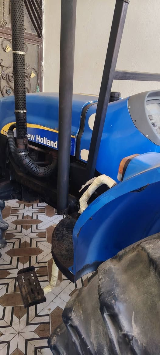 السلام عليكم
للبيع نيهولند حجم 80

جاهزه من كلشي كافة معداتها 
فدان   خرماشه.   عربانه   ديج   ديجر  مرشه. مرازه 
المكينه رقم بابل بأسمي 

موديل 2012    مكانها  بابل  الحمزه الغربي السعر ع الخاص

للأستفسار لاتصال ***********

***********
