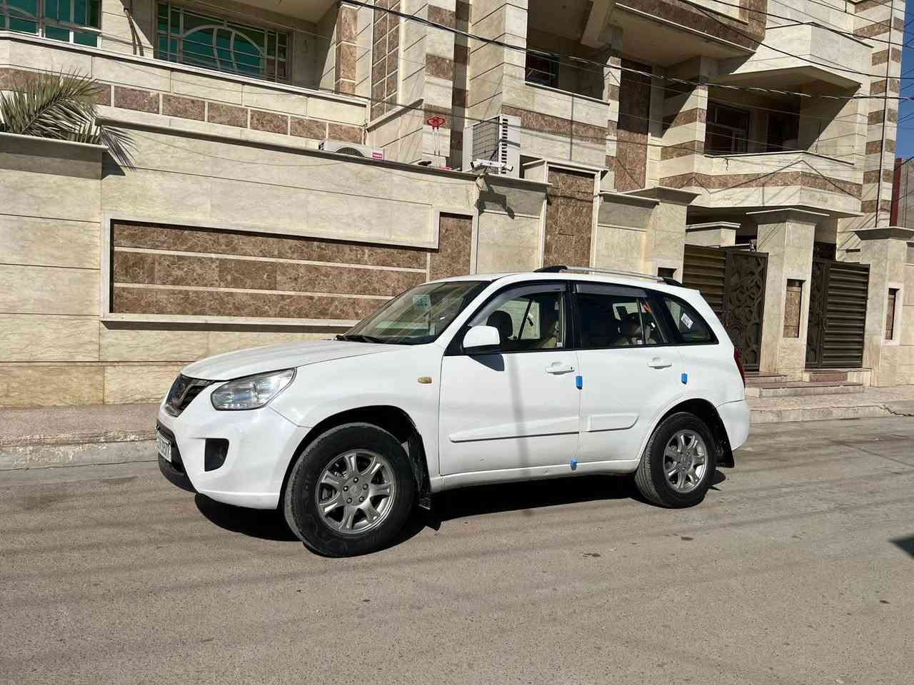 تيكو موديل13 رقم بغداد بسمي سنويه جديده
محرك كير تخم تاير جديد 
صدر امامي خلفي خير منه الله 
سياره لاضربه ولاتبديل فقط جاملغ سايق بي صبغ قليل اثر طخه خفيفه
تبريد ثلج كهربائيات كلهه شغاله 
مكانهه بغداد العبيدي 
سعرهه 53 وبيهه مجال 
داخلهه جديد دوشمه جديده مشط بلكارتون قبل يوم بدلته 
‏‪0776 831 8879‬‏ ليحب يتصل
