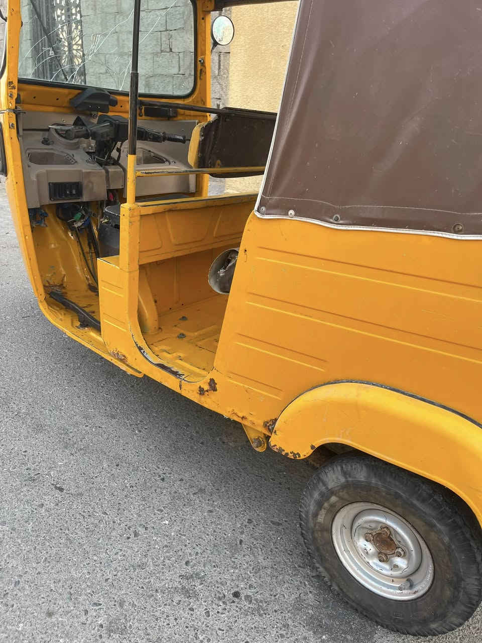 تكتك البيع موديل٢٠أوراق أصوليه مكاني الزعفرانيه جسر ديالى القديم رقم***********
