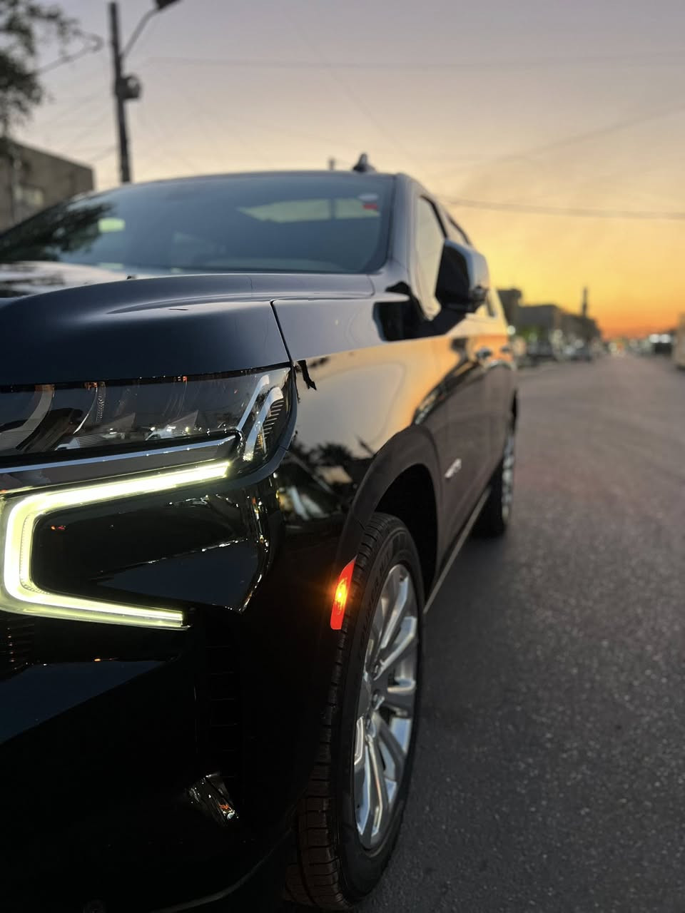 تاهو موديل 2021 بريمير  خليجي
وكاله المنصور 

 فول أعلى مواصفات 

‏موديل : 2021

‏اللون : أسود 

رقم : بغداد بسمي تحويل ثاني يوم

‏الفئه : PREMIER

‏المواصفات :

‏دوسات جانبيه كهربائيه ويه فتحه الباب 

كامرات 360 

‏ثلاجه درجتين  

‏ نظام توقف ذاتي 

‏رادار جانبي بالمري الجانبيه

‏نظام القياده اليه 

‏شاحن لاسلكي 

‏-منفذ كهرباء للمقاعد الخلفيه 

‏-شاشات خلفيه بلادي 

‏جميع الابواب بصمه 

‏شاشه كبيره  

كل اغراضها موجوده ‏ 

‏بنوراما

‏تشغيل عن بعد

‏ويل كب كروم اصلي حجم 22 انج

‏12 ايرباك

‏ دواخل جلد لون عسلي  

باب خلفي كهرباء 

‏مري قلاب

‏كشنات اماميه وخلفية كهرباء

‏‏رادار جانبي نقط عمياء

‏رادار امامي وخلفي  

‏سستم صوت كامل 

‏كراسي خزن ميموري 

‏تدفئه و تبريد كشنات 

‏ماشية 80km 

السعر 470  وبيها مجال بسيط

بغداد جامع النداء 

الهاتف 

***********
