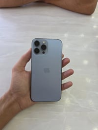 ١٣ برو ماكس ذاكره ٢٥٦ وتر لون بحري المميز بطاريه ٨٦    شاصي نضيف مثل م...