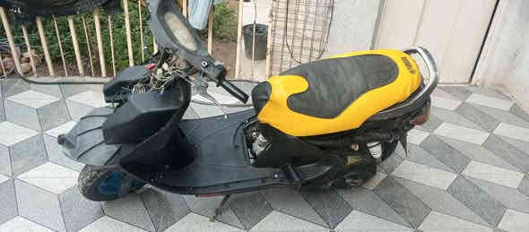 دراجه فراشه ياباني سرعه 140
كهربائيات شغاله سلف هندر شغال 
سعرها 180 
رقم الهاتف ***********
متواجد واتساب اكثر شي
