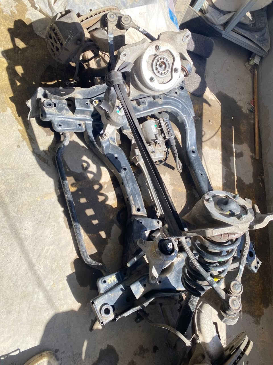 السلام عليكم
متوفر ادوات جنسيز G80
ابواب 
بنيد 
حداديه امامي 
حداديه خلفي
مروحه 
بدنه
راديترات
ضفيره بجم 
رادار
براكيت
للاستفسار والطلب يرجى التواصل على الخاص او الواتس اب 
***********
***********
