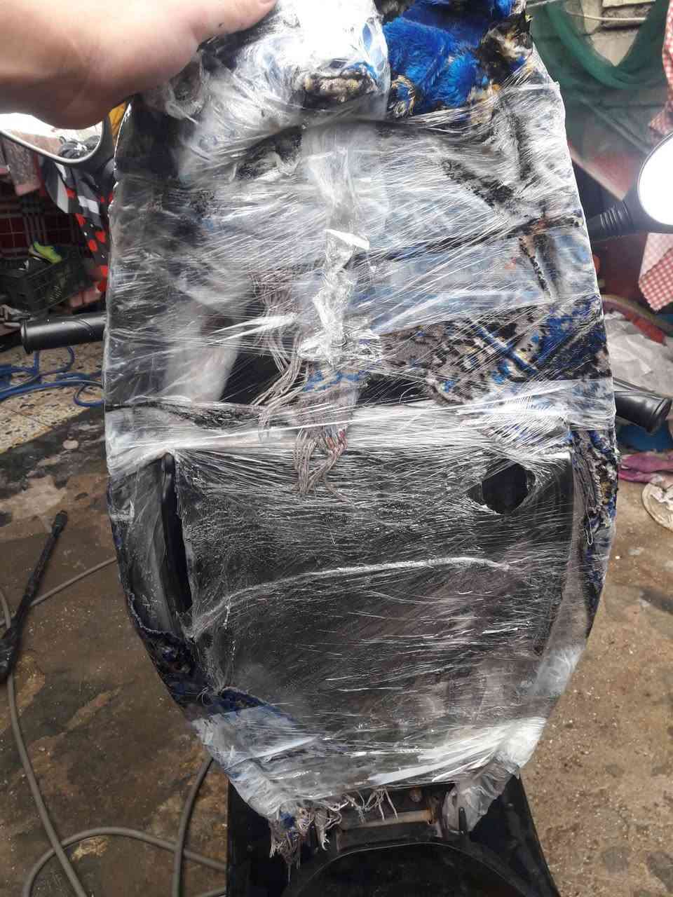 السلام عليكم من رخصة الادمن 
 
دراجة سكنس فحل نوزل خطين سكليتر 

امانة لله تترحملي عله دراجه 

دراجة خير من لله شلعة فوول 
نكرة سلف هندر كدامك موضحه بالفيديو 

عنواني بغداد الجديدة نعيريه

سبب البيع طالب سادس ومعهد مستعجل عله بيعتها

السعر 600وبيها مجال قليل 

خاص ممتواجد هاذه رقمي ***********
