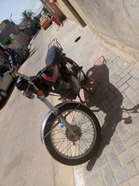 دراجه أربعة كير للبيع موديل 22 كلك سعر 250 وبيه مجال 07809470632