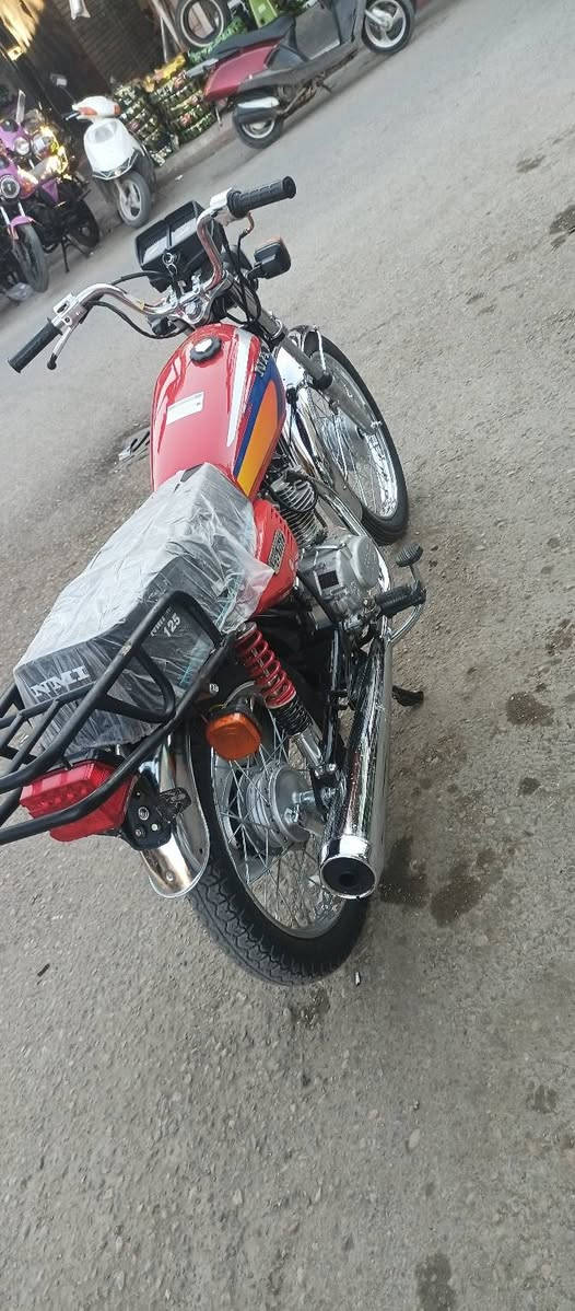 السلام عليكم دراجه 4كير  موديل 20 محرك سونك اوراق اصولي العنوان واسط قظاء النعمانية للأستفسار***********
