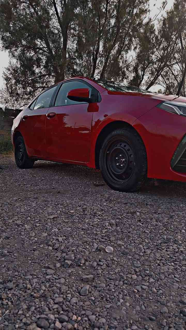 السلام عليكم ورحمه الله وبركاته سياره كورولا موديل 18رقم بغداد دولي بسمي شرط التحويل السياره كامله من كلشي مكينه فو ل صدر امامي خلفي جديد بيه نقص شغله  التفاصيل اتصل عل رقم ***********مكان ديالى شهربان الهارونيه
