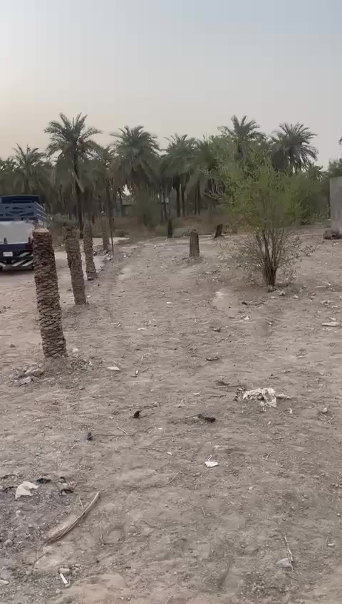 قطعة ارض 414 متر طابو ملك صرف  سند 25  متوفر ماء كهرباء شارع وكافة الخدمات ***********
