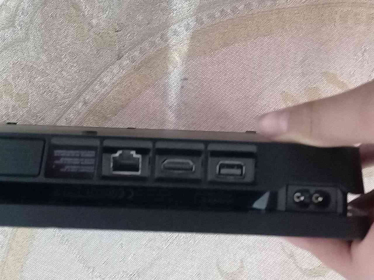 بلي فور سلم اون لاين للبيع وياه العاب ثنين
جي تي اي وفيفا 2024 السعر 350 وبي مجال
المكان حي نزال


**إذا كنت صاحب هذا الإعلان وتريد حذفه لأي سبب، رجاءا أرسل رسالة إلى الدعم الفني**