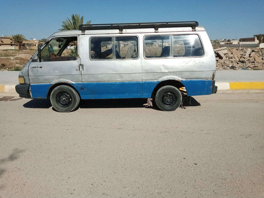 سلام عليكم سيارة كيا بسته رقم بغداد سنويه عضم عاج صاحبه ماندله سيارة شغاله وجاهزة سعر 12ورقه عنوني ديالى شهربان ***********
