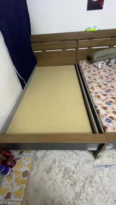 السلام عليكم جربايه ام النفر عدد (2) عرضها متر وطولها مترتين و16 سم المشتره مالتها 250 الله شاهد عليه رايده الوحده ب125  ومثل ما موضحتلكم بالفديو متانه الخشب الي يريد يتواصل خاص وياي فقط لي يشتري رجاءا


**إذا كنت صاحب هذا الإعلان وتريد حذفه لأي سبب، رجاءا أرسل رسالة إلى الدعم الفني**