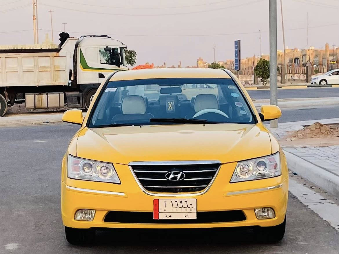 سلام عليكم البيع هونداي سوناتا موديل 2009 وارد امريكي حادث بنيد فقط ولباقي مكفولة كفالة عامة شرط اليبل واحد سيارة جديدة وجاهزة من كلشي تبريد ثلج حدادية تخم تاير كير ومكينة 2400 مكفولات هيه غرامات مصفره سيارة أحله من صور السعر 102 لاستفسار علا رقم *********** مكان سيارة كربلاء

