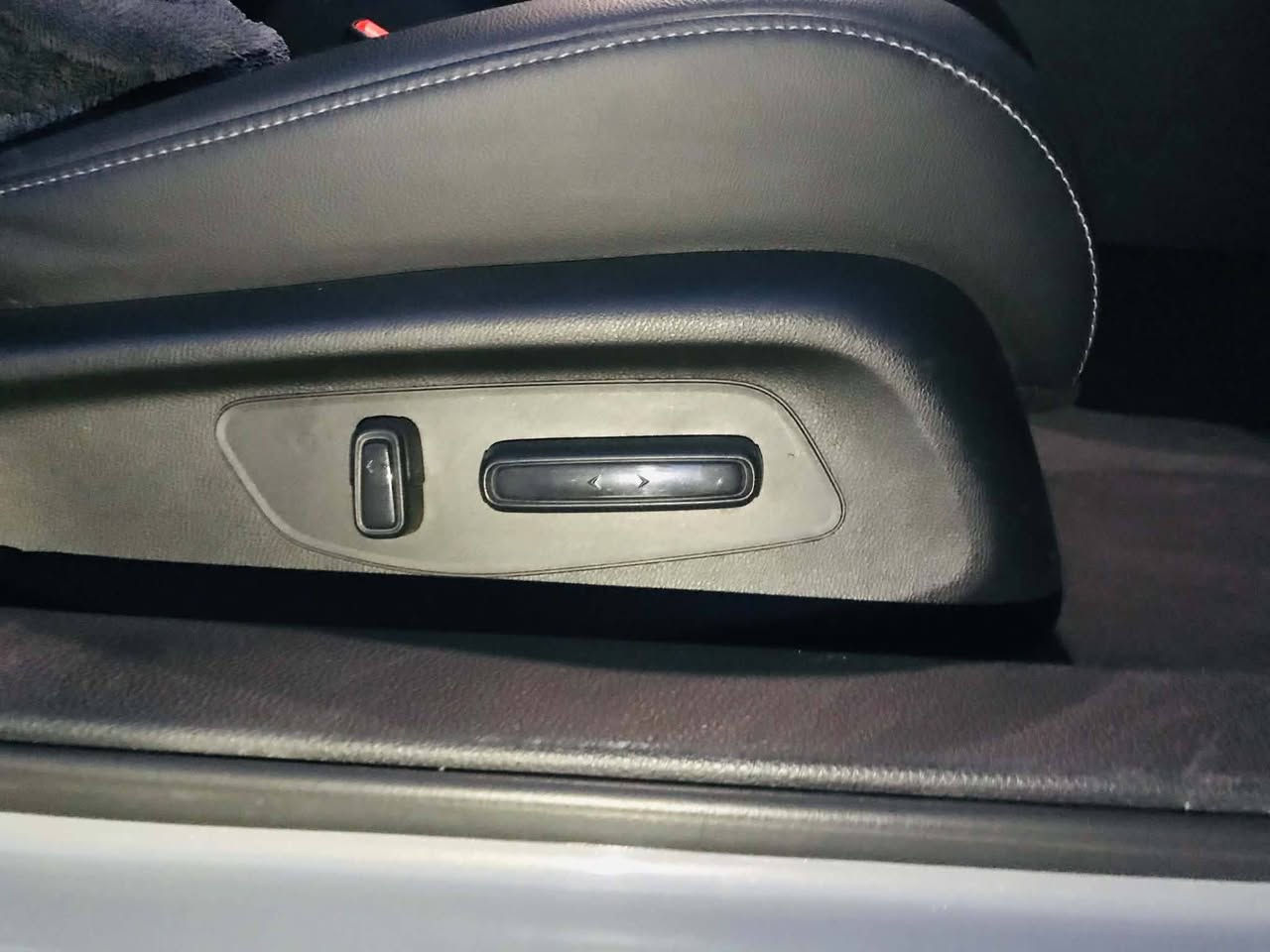 Honda CIVIC  Hybrid‎ SPORT TOURING 2025

هوندا سيفيك سبورت تورنك هايبرد 2025 

اللون : سمنتي    

الموديل : 2025 

المحرك 2000cc هايبرد 

ماشية 22 الف 

=======‎ 👇🏻👇🏻الاضافات فل كامل ======       

‎• فتحه سقف كرستال 3 حركات

‎• بطارية ليثيوم

شاشه كبيره نفكيشن 

‎• كاميرا خلفية  

كراسي كهرباء 

‎•كراسي جلد  

‎• رادار امامي

‎• مانع تصادم

‎• محدد مسرب

‎• تصحيح مسار

‎• كاميرا امامية

‎• مثبت سرعة

‎• مانع انزلاق

‎• استيرنق متحرك

‎• تحكم طارة

‎• بصمة تشغيل

‎• بصمة أبواب

‎• دخول ذكي

‎• إنارة ترحيبية

‎• مري كهرباء

‎• غمازات عالمري

‎• حساسات تجاوز BSM

‎• نقطة عمياء 

‎• حساسات تجاوز عدد 2

‎• شاحن وايرلس 

‎• شاشة اعطال

‎• هندبريك كهرباء

‎• عداد ديجيتال

‎• ويل  قياس 16 

‎• اضوية امامية LED

‎• اضوية خلفية LED

‎• حساسات اضاءة

‎• إنارة امامية تلقائية Auto

‎• إضاءة امامية فل زنون LED 

حساسات خلفيه 

‎• حساسات دخول الإنفاق

‎• حساسات ضغط هواء الإطارات

‎• اضاءة فل زنون LED

‎• نظام صوتي مميز 

‎• أوامر صوتية

‎• نظام ECO + TRIP

‎• نظام GPS + خرائط

‎• نافيجيشن

‎• 3 أنظمة قيادة (eco, ev, sport)

‎• كندشن مركزي

‎• بلوتوث

‎• مدخل USB + AUX 

. كشن تدفئة الامامي و الخلفي 

. ستيرن تدفئة

( صور الحادث مرفقه مع الصور تبديل دعاميه خلفية فقط و قبق الصندوك بارد ) 

السعر 185 وبيها مجال . مكان السيارة الرمادي

للاستفسار ***********Honda CIVIC  Hybrid‎ SPORT TOURING 2025

هوندا سيفيك سبورت تورنك هايبرد 2025 

اللون : سمنتي    

الموديل : 2025 

المحرك 2000cc هايبرد 

ماشية 22 الف 

=======‎ 👇🏻👇🏻الاضافات فل كامل ======       

‎• فتحه سقف كرستال 3 حركات

‎• بطارية ليثيوم

شاشه كبيره نفكيشن 

‎• كاميرا خلفية  

كراسي كهرباء 

‎•كراسي جلد  

‎• رادار امامي

‎• مانع تصادم

‎• محدد مسرب

‎• تصحيح مسار

‎• كاميرا امامية

‎• مثبت سرعة

‎• مانع انزلاق

‎• استيرنق متحرك

‎• تحكم طارة

‎• بصمة تشغيل

‎• بصمة أبواب

‎• دخول ذكي

‎• إنارة ترحيبية

‎• مري كهرباء

‎• غمازات عالمري

‎• حساسات تجاوز BSM

‎• نقطة عمياء 

‎• حساسات تجاوز عدد 2

‎• شاحن وايرلس 

‎• شاشة اعطال

‎• هندبريك كهرباء

‎• عداد ديجيتال

‎• ويل  قياس 16 

‎• اضوية امامية LED

‎• اضوية خلفية LED

‎• حساسات اضاءة

‎• إنارة امامية تلقائية Auto

‎• إضاءة امامية فل زنون LED 

حساسات خلفيه 

‎• حساسات دخول الإنفاق

‎• حساسات ضغط هواء الإطارات

‎• اضاءة فل زنون LED

‎• نظام صوتي مميز 

‎• أوامر صوتية

‎• نظام ECO + TRIP

‎• نظام GPS + خرائط

‎• نافيجيشن

‎• 3 أنظمة قيادة (eco, ev, sport)

‎• كندشن مركزي

‎• بلوتوث

‎• مدخل USB + AUX 

. كشن تدفئة الامامي و الخلفي 

. ستيرن تدفئة

( صور الحادث مرفقه مع الصور تبديل دعاميه خلفية فقط و قبق الصندوك بارد ) 

السعر 185 وبيها مجال . مكان السيارة الرمادي

للاستفسار ***********Honda CIVIC  Hybrid‎ SPORT TOURING 2025

هوندا سيفيك سبورت تورنك هايبرد 2025 

اللون : سمنتي    

الموديل : 2025 

المحرك 2000cc هايبرد 

ماشية 22 الف 

=======‎ 👇🏻👇🏻الاضافات فل كامل ======       

‎• فتحه سقف كرستال 3 حركات

‎• بطارية ليثيوم

شاشه كبيره نفكيشن 

‎• كاميرا خلفية  

كراسي كهرباء 

‎•كراسي جلد  

‎• رادار امامي

‎• مانع تصادم

‎• محدد مسرب

‎• تصحيح مسار

‎• كاميرا امامية

‎• مثبت سرعة

‎• مانع انزلاق

‎• استيرنق متحرك

‎• تحكم طارة

‎• بصمة تشغيل

‎• بصمة أبواب

‎• دخول ذكي

‎• إنارة ترحيبية

‎• مري كهرباء

‎• غمازات عالمري

‎• حساسات تجاوز BSM

‎• نقطة عمياء 

‎• حساسات تجاوز عدد 2

‎• شاحن وايرلس 

‎• شاشة اعطال

‎• هندبريك كهرباء

‎• عداد ديجيتال

‎• ويل  قياس 16 

‎• اضوية امامية LED

‎• اضوية خلفية LED

‎• حساسات اضاءة

‎• إنارة امامية تلقائية Auto

‎• إضاءة امامية فل زنون LED 

حساسات خلفيه 

‎• حساسات دخول الإنفاق

‎• حساسات ضغط هواء الإطارات

‎• اضاءة فل زنون LED

‎• نظام صوتي مميز 

‎• أوامر صوتية

‎• نظام ECO + TRIP

‎• نظام GPS + خرائط

‎• نافيجيشن

‎• 3 أنظمة قيادة (eco, ev, sport)

‎• كندشن مركزي

‎• بلوتوث

‎• مدخل USB + AUX 

. كشن تدفئة الامامي و الخلفي 

. ستيرن تدفئة

( صور الحادث مرفقه مع الصور تبديل دعاميه خلفية فقط و قبق الصندوك بارد ) 

السعر 185 وبيها مجال . مكان السيارة الرمادي

للاستفسار ***********

