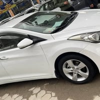 النترا • ٢٠١٢ • مكفولة مكينة وفتيس