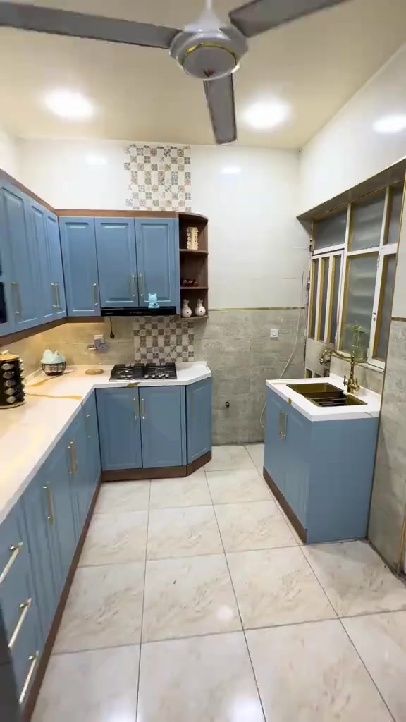 السلام عليكم شباك مفصلي صيني
مفصلي صيني سعر المتر 65 الف
مفصلي تركي سعر المتر 65 دولار
مفصلي G60 سعر المتر 125  الف دبل جام 
سلايت تركي دبل جام سعر المتر 125 الف 
الاستفسار ***********
مكاني الحريه الاولى شارع العياده الشعبيه
مقابل خان دجاج المضايف
