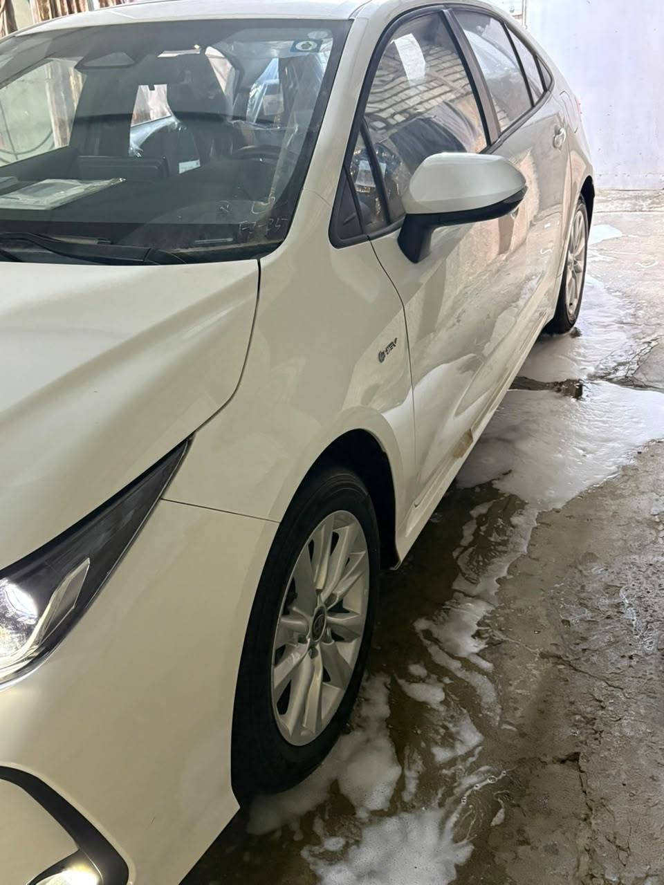 سلام عليكم كورلا لبيع  موديل 2025 زيرو ماشيه 400kmفول مواصفات عارضها 173 وبيها مجال بسيط سياره مكفولة كفاله عامه فول مواصفات أي ستفتار عله رقم***********
