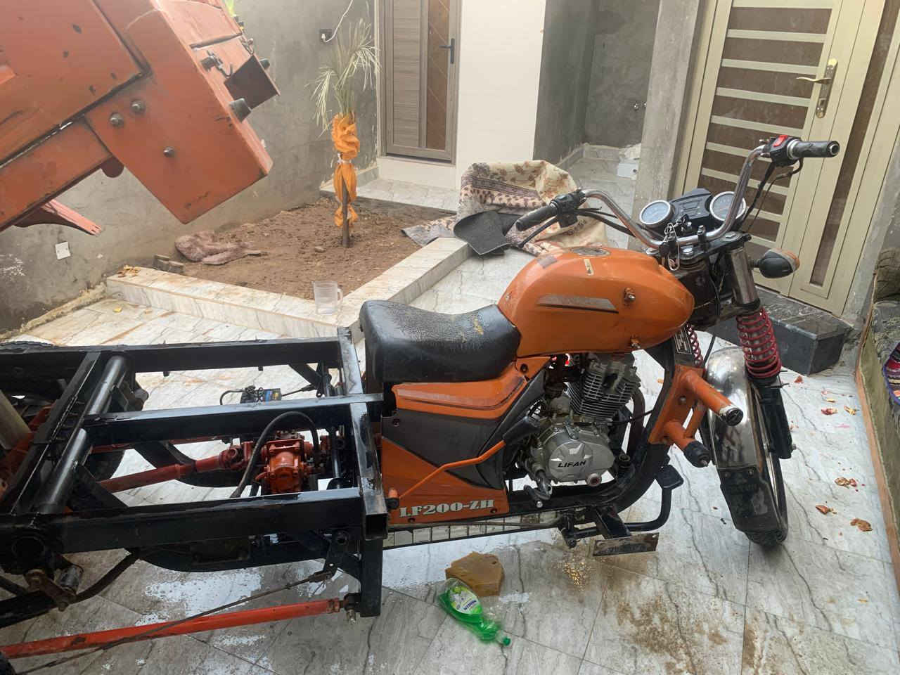 السلام عليكم ستوته للبيع قلاب 2020 سعر 3 ملايين ونص وبيعه مجال العنوان البصرة ***********
