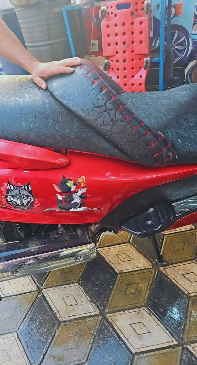 البيع مكان بغداد الزعفرانيه 
رقم هاتف ***********
فورزه (0/8)
