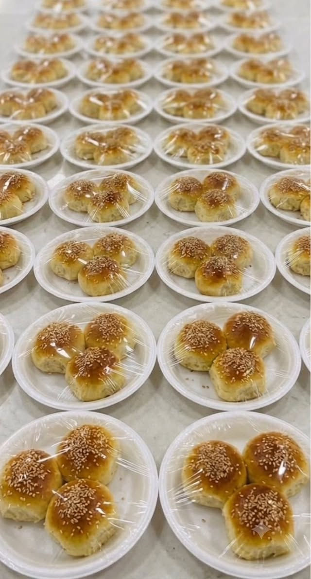 توزيعات خلية نحل بالجبن ٥٠ طبق بـ ٣٥ الف
تجيكم مغلفه وجاهزة وكل طبق بي ٣ خلية نحل 
الحجز قبل يوم
توصيل داخل بسمايا📍


**إذا كنت صاحب هذا الإعلان وتريد حذفه لأي سبب، رجاءا أرسل رسالة إلى الدعم الفني**