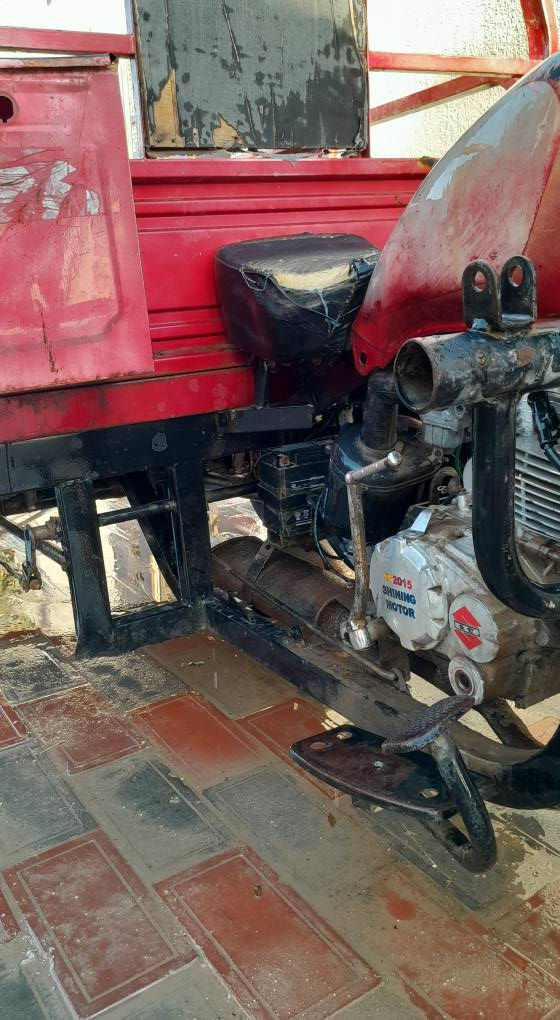 سلام عليكم ستوته من دون وراق موديل ٢٠١٥ السعر ٦٠٠ العنوان طوريج ***********
