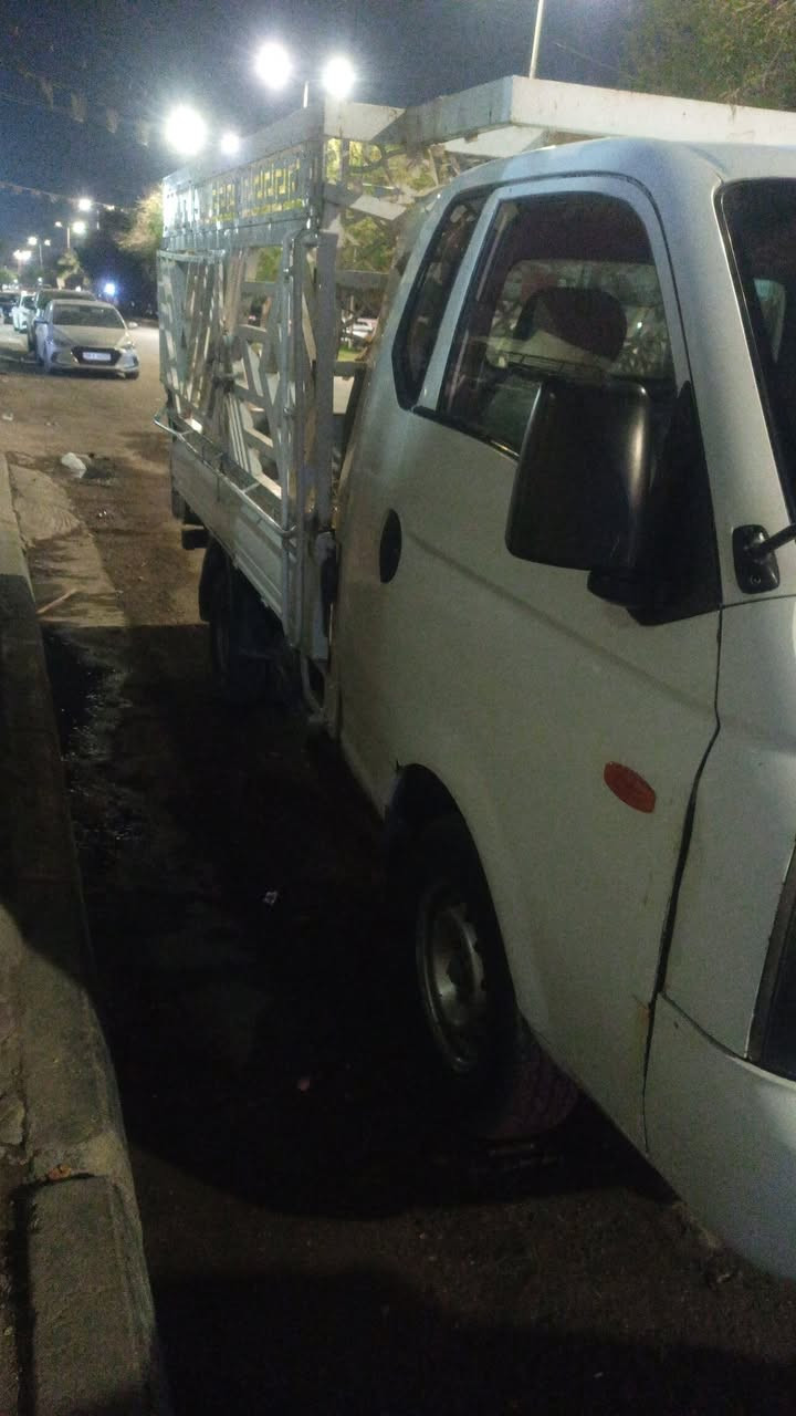 السلام عليكم هونداي   2003 رقم انكليزي مداور ثاني يوم محرك ٣٠٠٠ بنكو تبريد ثلج سياره خير من الله السعر ٨٠ مكان السيارة كربلاء رقم ***********
