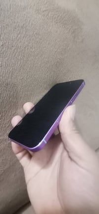 آيفون ١٦ • غير شغال • للزينة