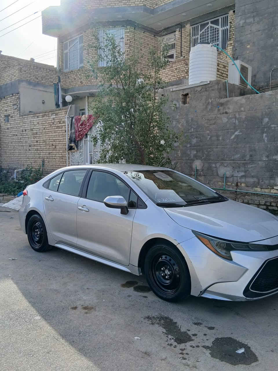 السلام عليكم كورلا للبيع
امريكي موديل 2020 رقم ذي قار بسمي تحويل ثاني يوم 
مكينه 1800 تخم تاير جاهزه السياره مكان السياره 
ذي قار قضاء الشطره الاستفسار ***********
