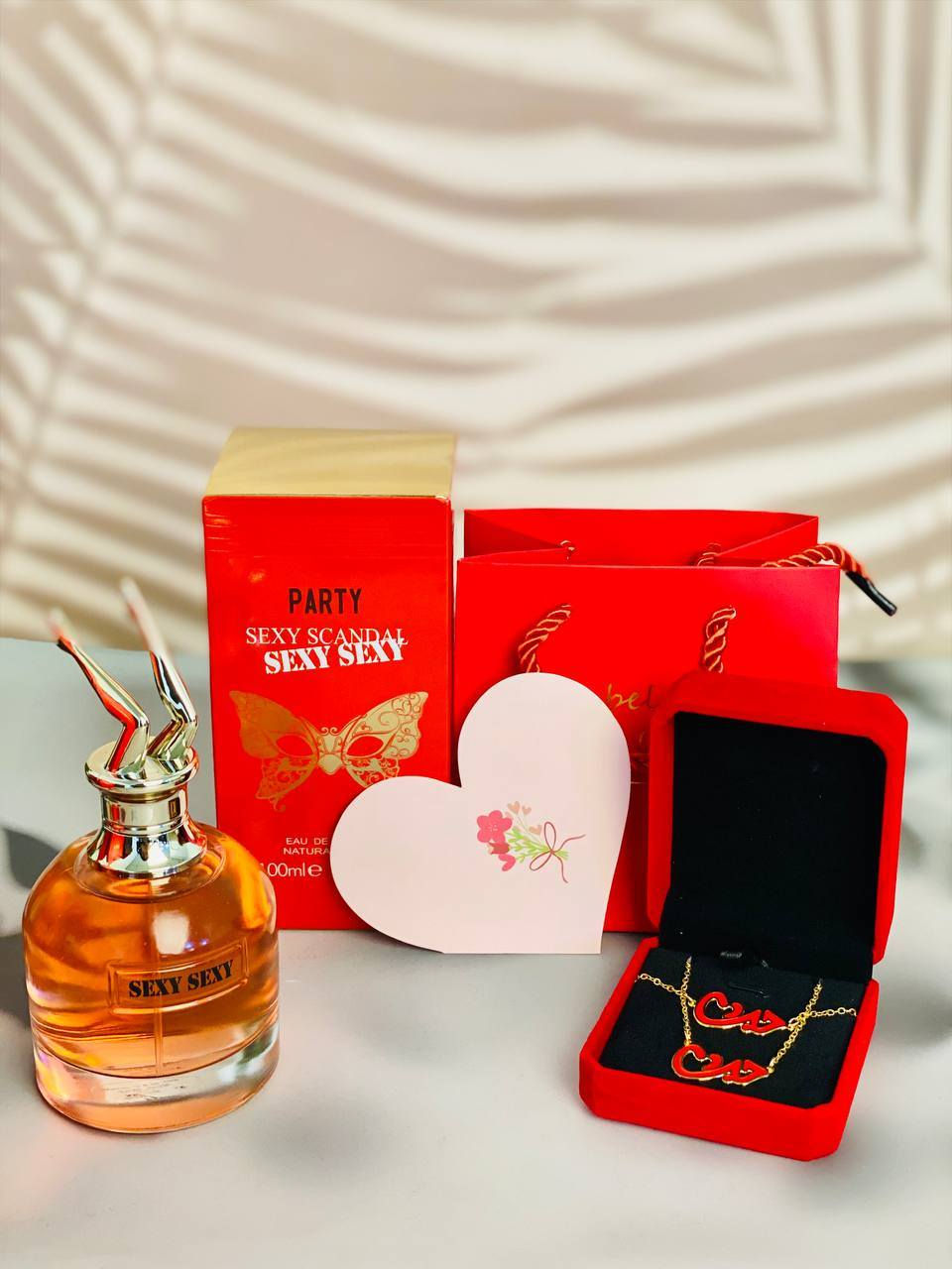 �🎁 عيد الحب غير… ويه هدية تحچي عشق 🎁💘
بوكس فخم بلون الحب ❤️
عطر Sexy Sexy يفوح أنوثة ودلع 😍
وعقد قلوب ناعم يربط قلبين بسلسلة حب 💞✨

💌 هدية تخلي اللحظة ذكرى
وتخلي الابتسامة ما تفارك الوجه 😊
للحبيبة… للزوجة… أو لشخص غالي عالقلب 💋

سعر البوكس 21 الف


**إذا كنت صاحب هذا الإعلان وتريد حذفه لأي سبب، رجاءا أرسل رسالة إلى الدعم الفني**
