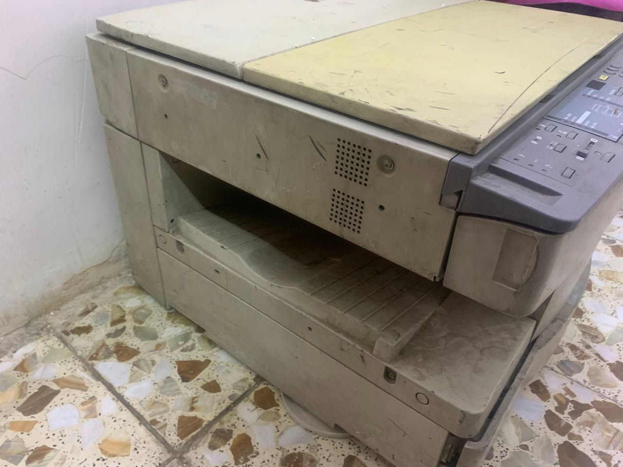 طابعه للبيع ابيع فحم حط سعر واخذ


**إذا كنت صاحب هذا الإعلان وتريد حذفه لأي سبب، رجاءا أرسل رسالة إلى الدعم الفني**