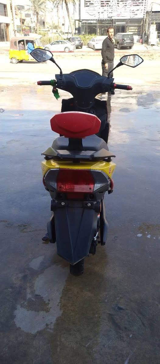 سلام عليكم دراجه شحن سكنس موديل 25 للبيع سعر 850 وبيه مجال المكان بغداد ***********
