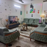 للبيع اغراض مستعملة غرفة نوم تركي مع ميز طعام ستة مقاعد وتخم عشر مقاعد...