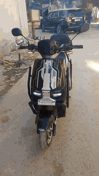 السلام عليكم
دراجه شحن للبيع ام عيون 

السعر 660 الف وبيها مجال 

ست بطاريات ع فحص 

دبل اشاره 

بصمه و اسويج 

سراع 70 حقيقي 

دراجه حيل نضيفه 

العنوان بغداد الدورة 
للتواصل ع رقم *********** بي واتساب
