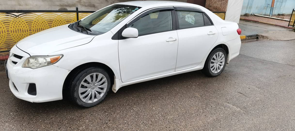 كورلا ٢٠١١ امريكي للبيع
الرقم والسنويه جديد 
بدون صبغ 
فقط باب مبدل اصلي
تبريد شغال 
محرك جديد ما مفتوح
كير شرط 
طخم تواير جديد
صدرهه جديد
من يرغب بشراء يتصل على رقم 
***********
