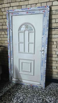 باب جديدة • مثبتة • تركيب