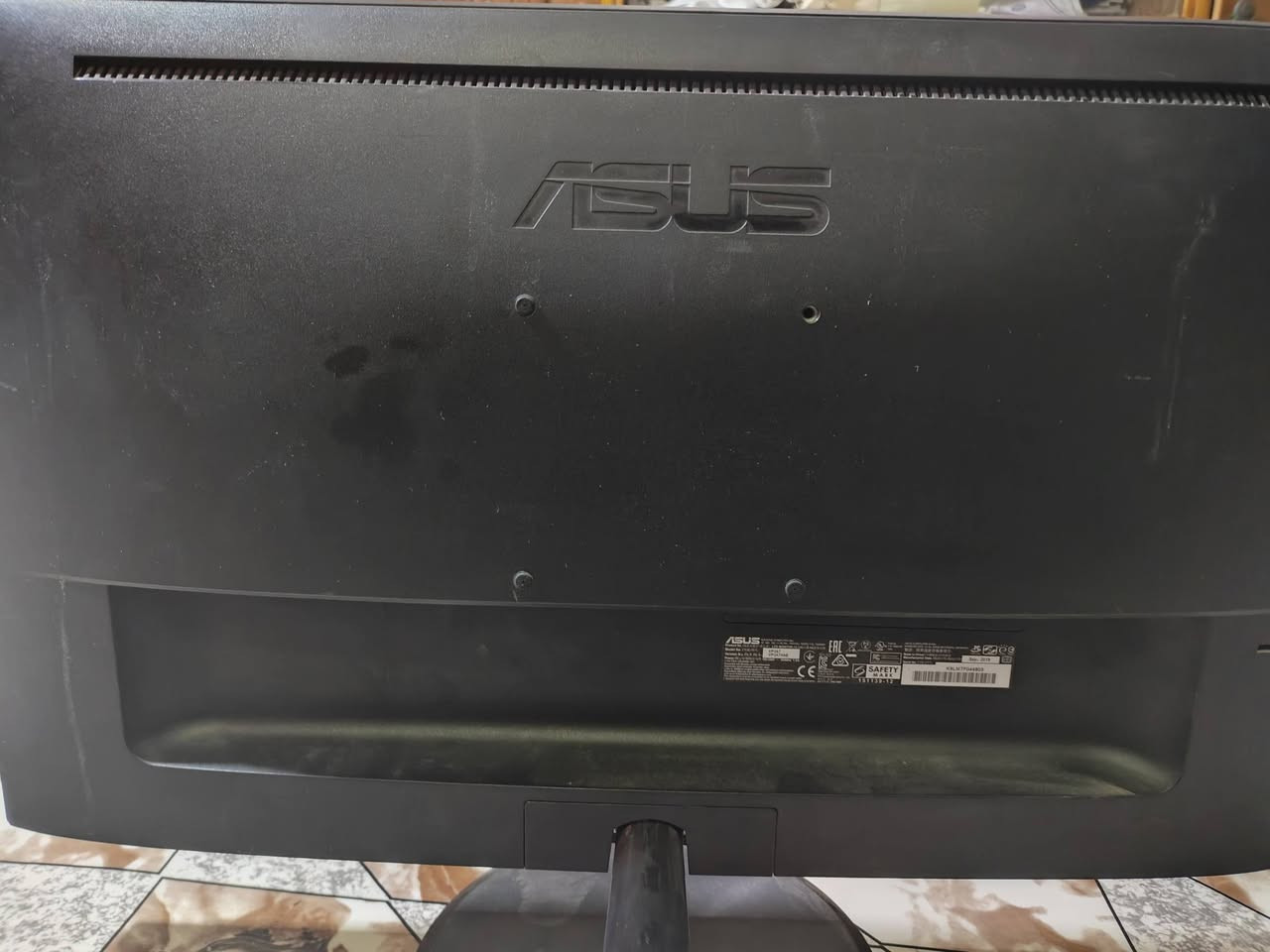 شاشه للبيع بسعر 50 او مراوس بكيس من نوع
GALAX REVOLUTION 05 4 FAN


**إذا كنت صاحب هذا الإعلان وتريد حذفه لأي سبب، رجاءا أرسل رسالة إلى الدعم الفني**